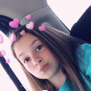 Meet your Posher, Maegan